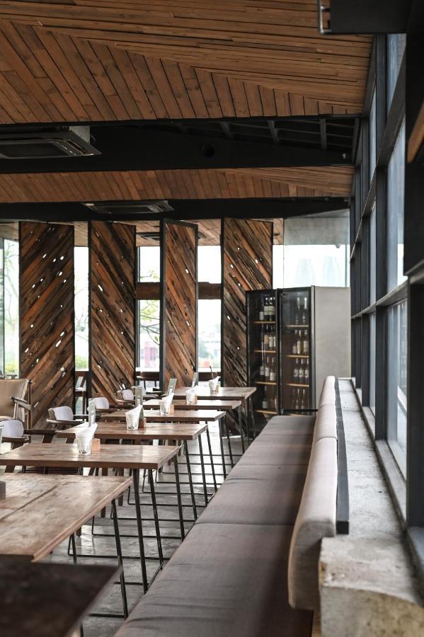ג'קרטה Miers Kuningan, Artotel Curated מראה חיצוני תמונה